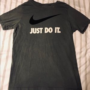 Nike youth t-shirt